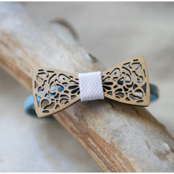 L&aelig;derarmb&aring;nd med miniature gennembrudt tr&aelig;bue, der kan tilpasses