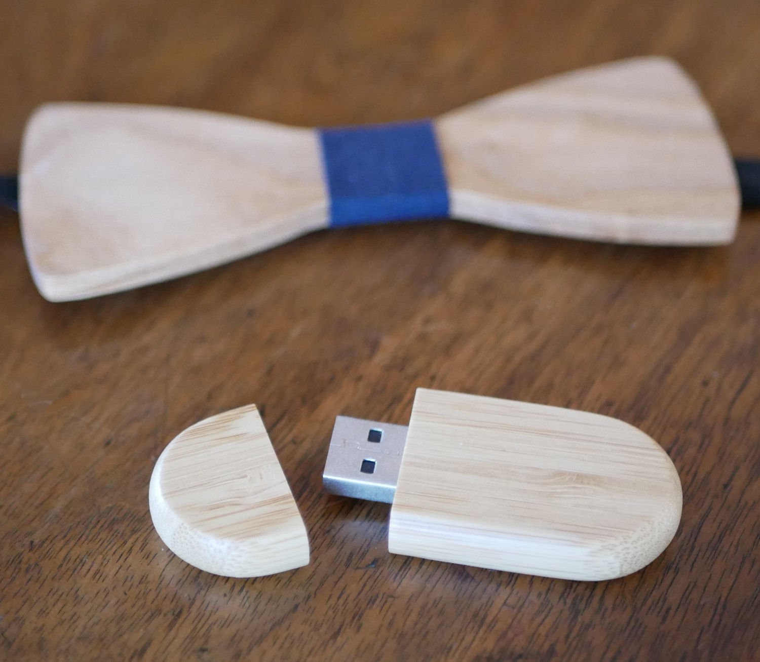 32 GB 3.0 USB-nøgle i lyst ahorntræ