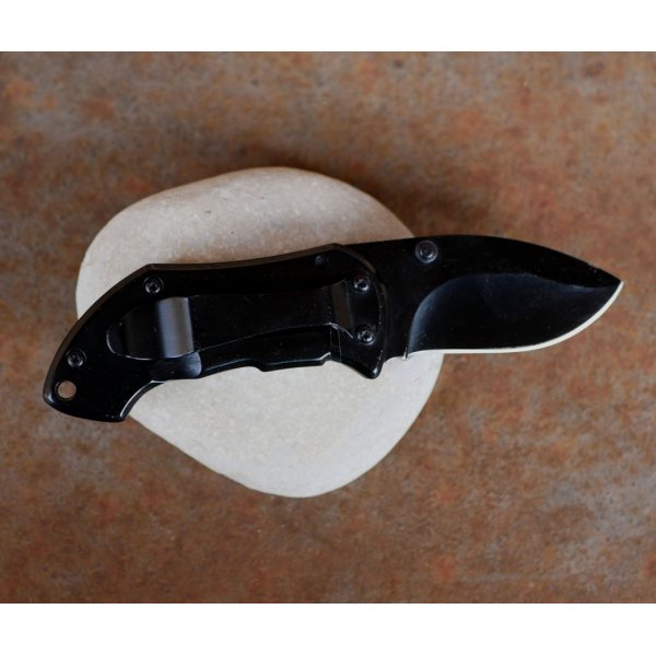 Lille kniv med tr&aelig;skaft, der skal indgraveres