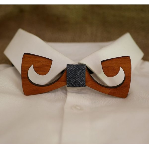 Tr&aelig;bue Den ikke-mustachiske