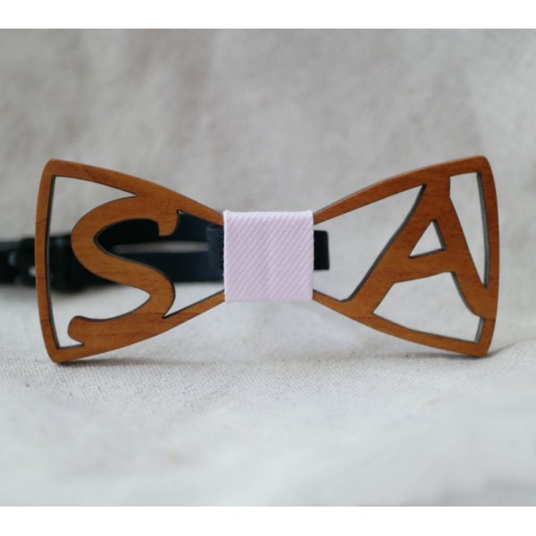 Tr&aelig;strop med 2 personlige initialer