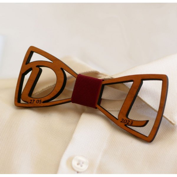 Tr&aelig;strop med 2 personlige initialer