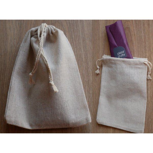 Lille kniv med tr&aelig;skaft, der skal indgraveres