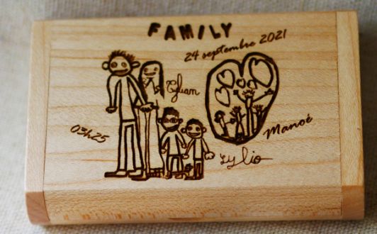 Dit design (+ 3.00 €)