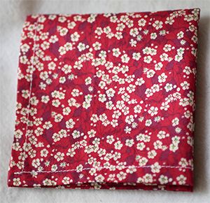 L17 Liberty Mitsi rød+Firkantet lomme (+ 10.80 €)